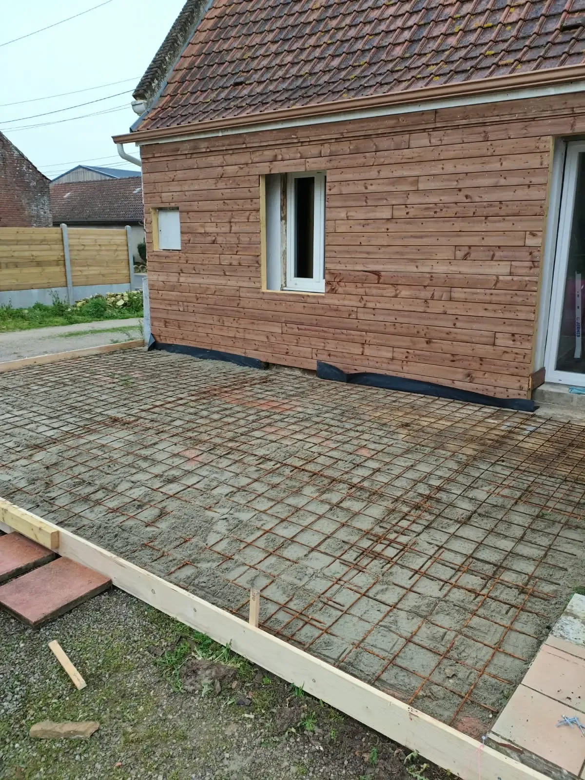 Dalle ferraillée avant coulage